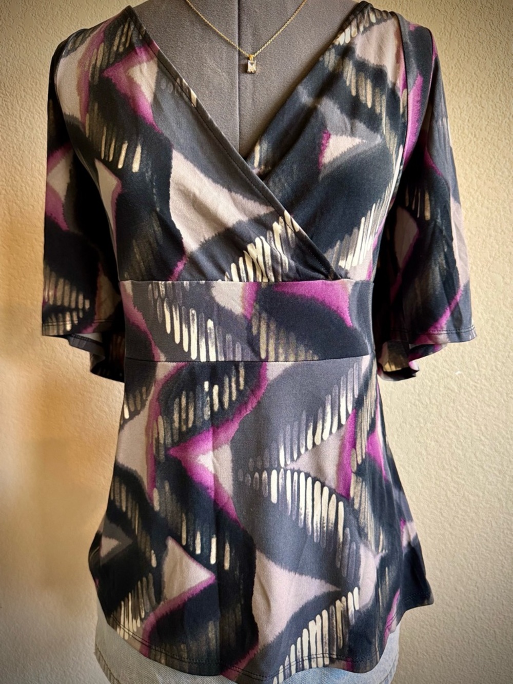 Y2K 90s Flutter Sleeve Blouse Pattern Purple Black XL